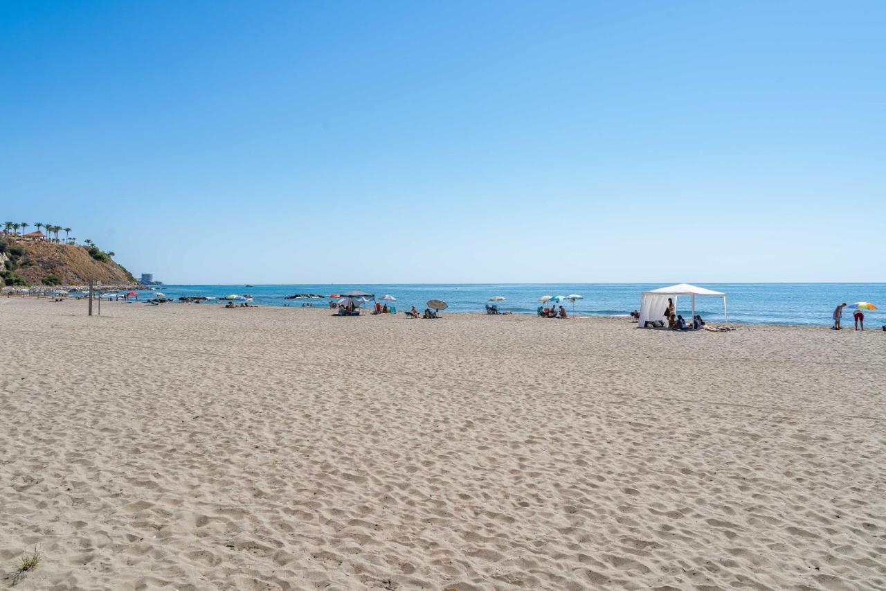 Sun Coast -- Superb With 4 Pools, Gardens & Breakfast Lejlighed Benalmádena