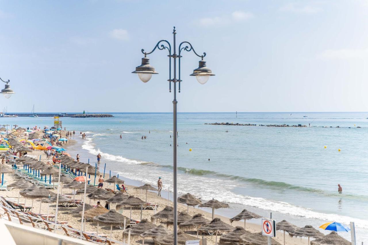 Sun Coast -- Superb With 4 Pools, Gardens & Breakfast Apartment Benalmádena